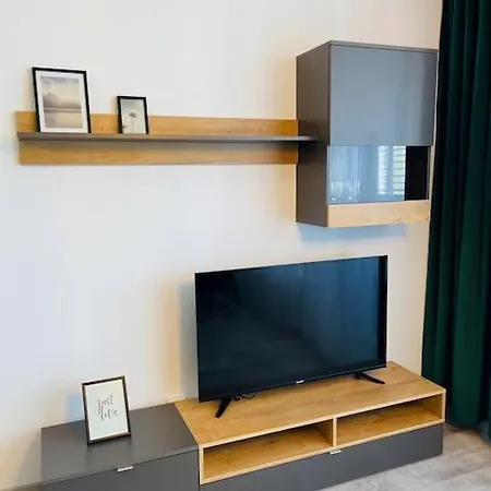 Twins Blizko Centra * Μιχάλοβτσε