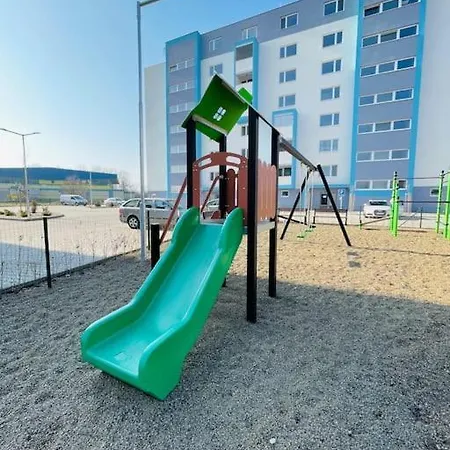 Twins Blízko Centra Apartamento *