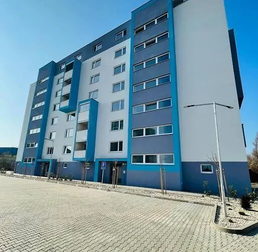 Twins Blizko Centra Апартаменты Михаловце